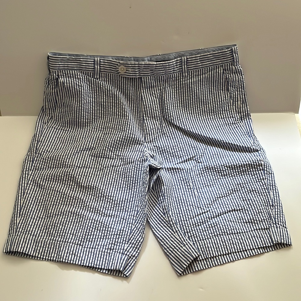 Brooks Brothers | Seersucker Striped Shorts Size 36